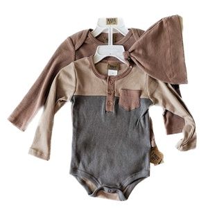 Mario Lopez long sleeve onsie set with matching hat size 12 mo NWT
